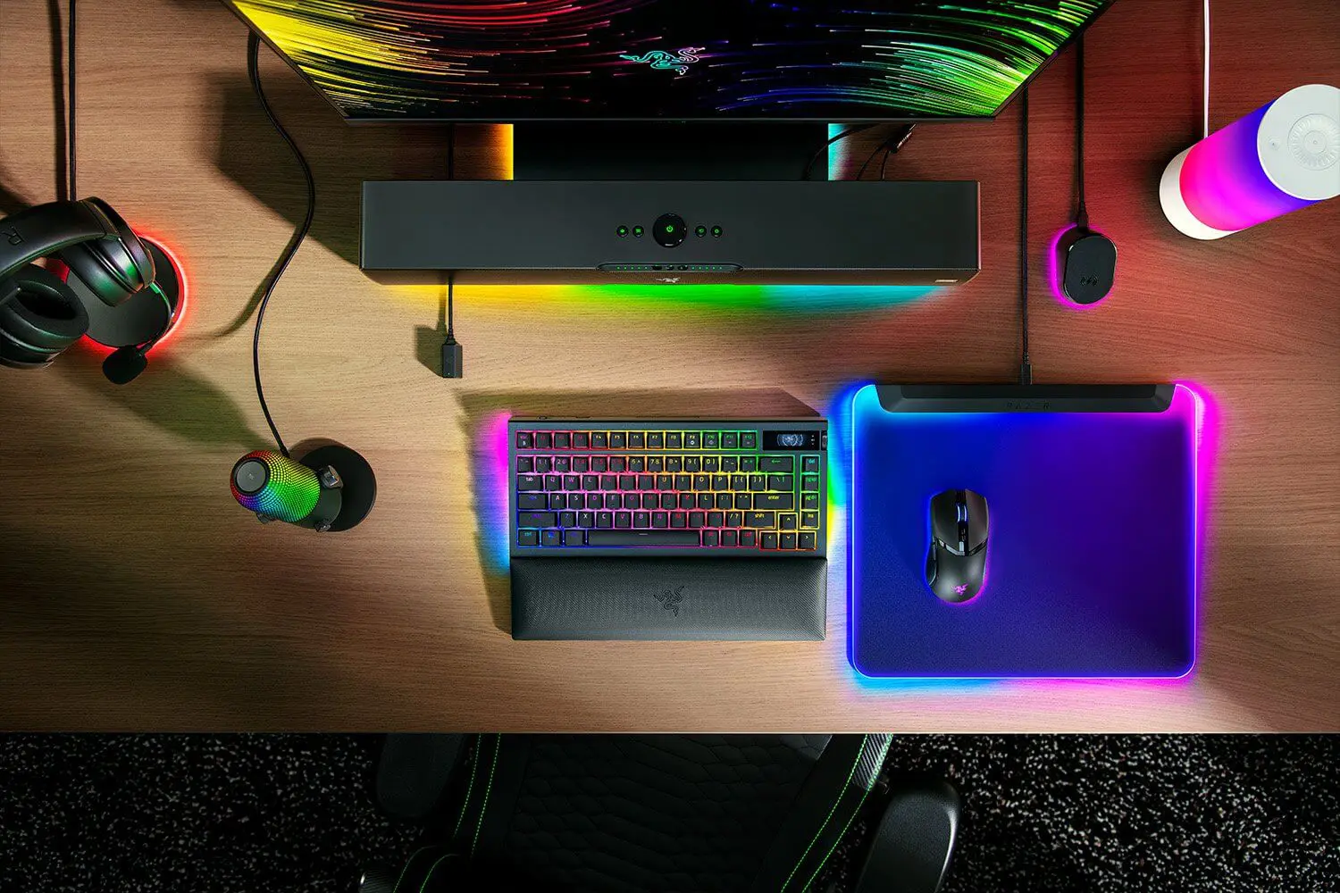 Razer BlackWidow V4 Pro 75% Wireless Gaming Mechanical Keyboard - OLED Display, Hot-swappable, True 4K Hz Wireless, Bluetooth 5.1, Razer™ Orange Tactile Switches Gen‑3 40 https hybrismediaprod.blob .core .windows.net sys master phoenix images container h9e hd3 9815506944030 240912 bw v4 pro 75 black 1500x1000 2