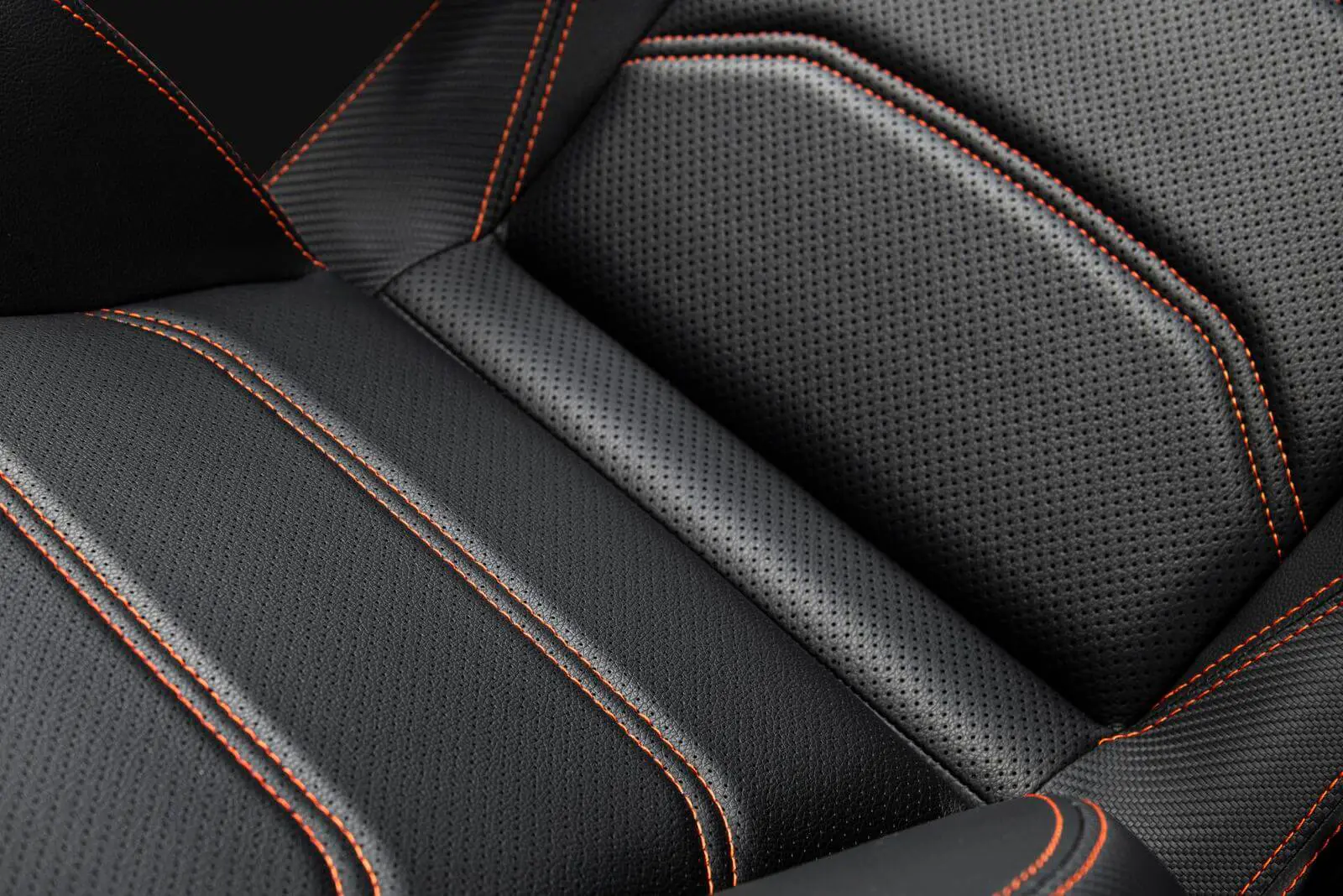 Cougar Armor EVO M Gaming Chair - Orange, Magnetic Memory Foam Neck Pillow, PVC leather, Full steel frame, 5D armrest, Footrest, Lumbar Cushion 22 Breathable Premium PVC Leather 03s