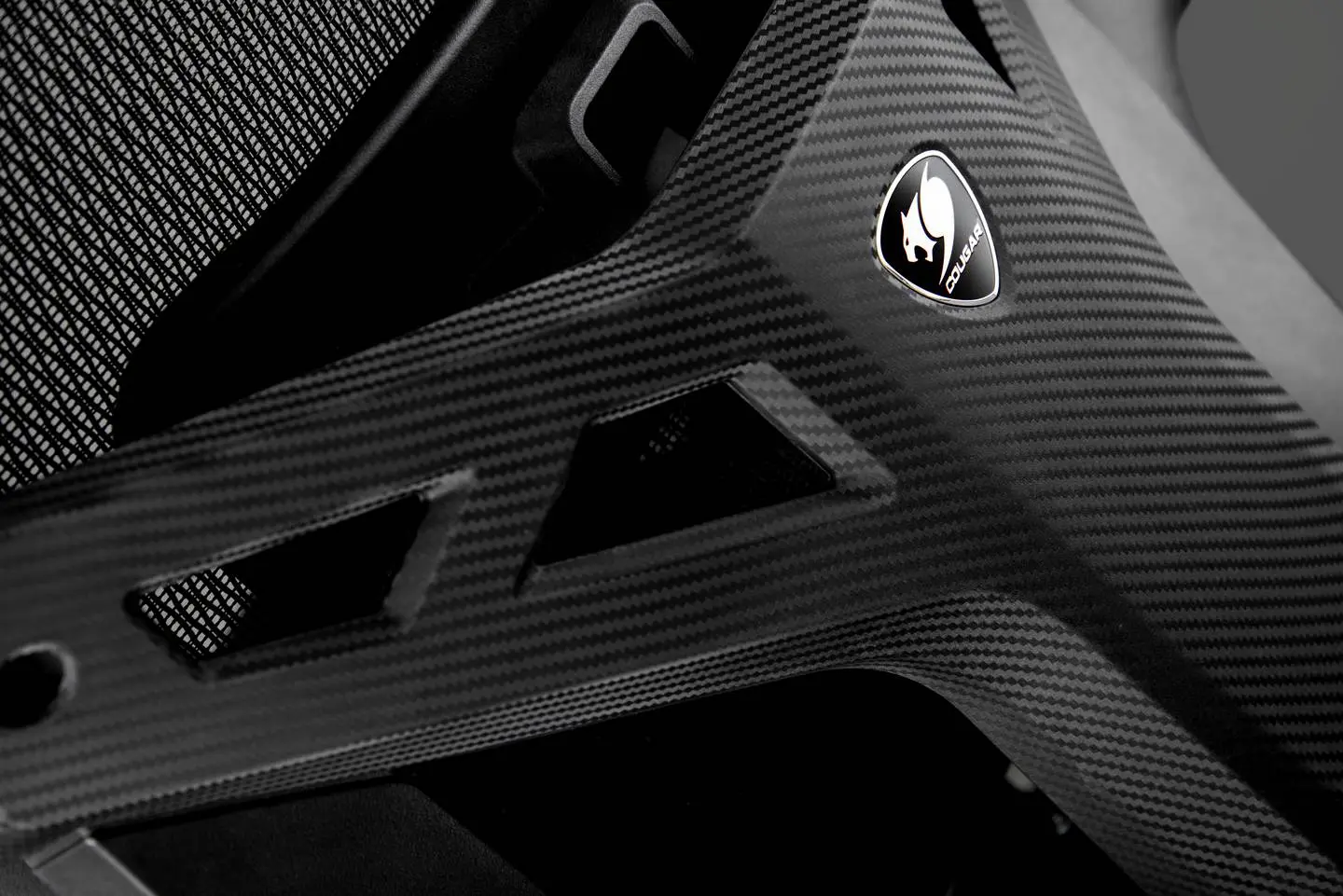 Cougar SPEEDER ONE Ergonomic Gaming Chair - Black, Mesh fabric, 2D armrest, 3D headrest 56 SPEEDER ONE Exquisite 3
