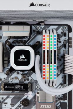 CORSAIR DOMINATOR PLATINUM RGB Memory Kit White 6