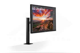 LG UltraFine 32UN880 B Monitor 3