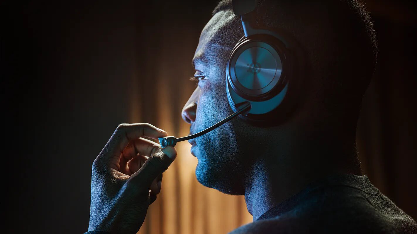 arctis nova pro black pdp tiles clearcast mic 1.png 800x800 crop scale optimize subsampling 2