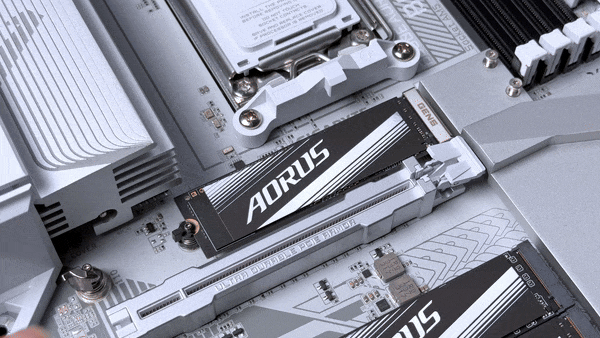 m.2 latch plus