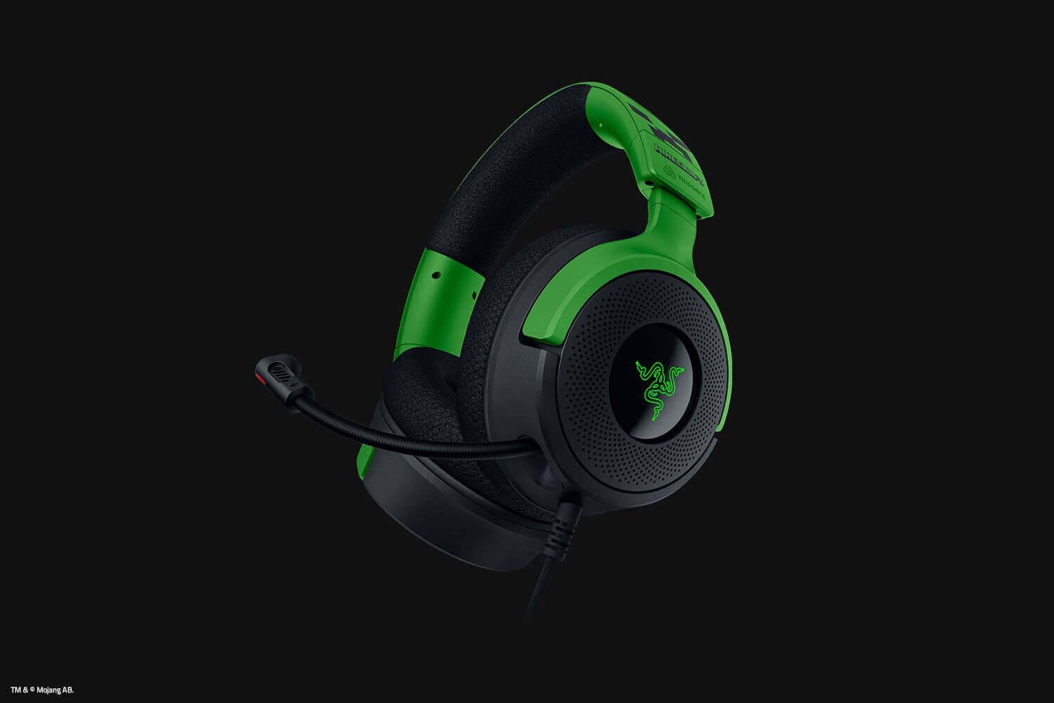 https medias p1.phoenix.razer .com sys master phoenix images container hf4 hee 9877651554334 250226 kraken v4 x minecraft 1500x1000 3