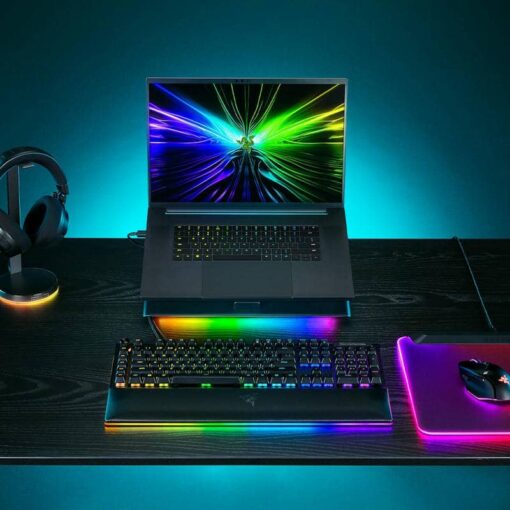 Razer Laptop Cooling Pad (RC21-02300100-R3GW)
