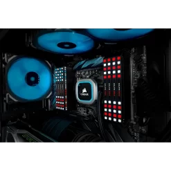 CORSAIR Dominator Platinum RGB 16GB Memory Kit - Black, 16GB (2x8GB) DDR4, 3200MHz, CL16 (CMT16GX4M2E3200C16) 18 DOMINATOR PLAT RGB 06