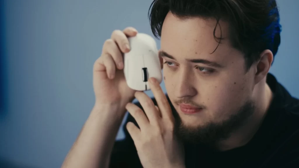 Pulsar Gaming Gears ZywOo The Chosen Mouse video thumbnail