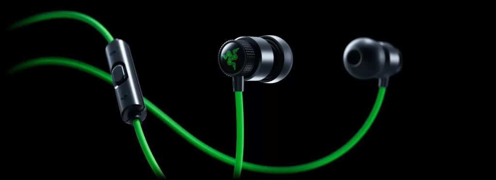 Razer Hammerhead V3 Wired Earbuds - Premium Sound THX 14 razer hammerhead v3 wired earbuds hero desktop 1