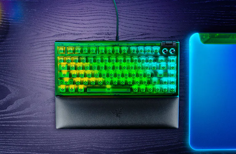 Razer BlackWidow V4 75% Phantom Green Tactile Gaming Mechanical Keyboard - Razer™ Orange Tactile Mechanical switches Gen-3 40 razer phantom blackwidow v4 75 green edition desktop mobile