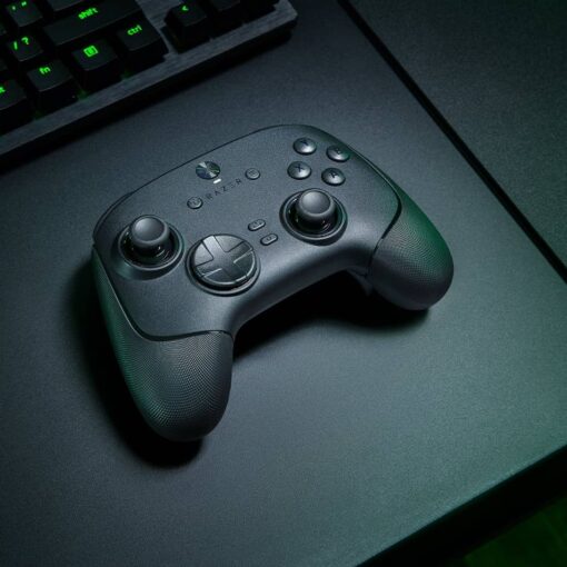 Razer Wolverine V3 Pro 8K Wireless Esports Controller PC