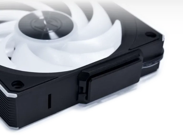 Lian Li UNI FAN CL Wireless 120-3 Triple Black Fan (12CL1W3B) - 3×120 mm, ARGB, FDB, 1x L-Wireless Controller 38 cl w main 09 768x568 1